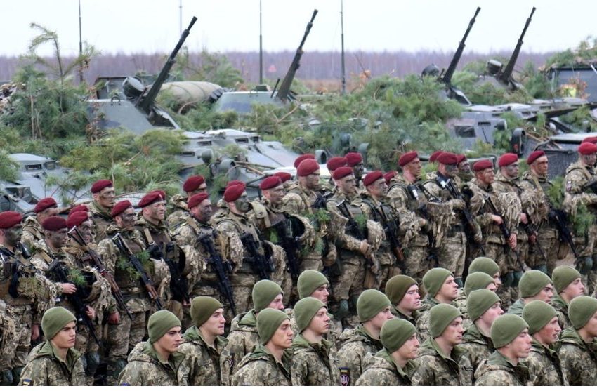  Ουκρανία: Σφοδρές μάχες στη Μαριούπολη – Εκρήξεις σε Κίεβο και Λβιβ – Εκτιμήσεις ότι ο πόλεμος θα διαρκέσει όλο το 2022