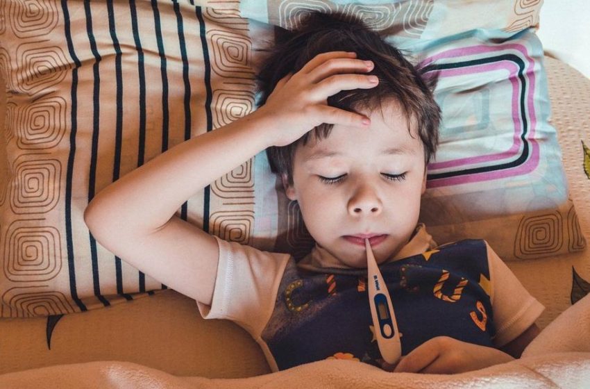  Ανακοινώσεις ΕΟΔΥ για την οξεία ηπατίτιδα στα παιδιά – Τι πρέπει να προσέχουν οι γονείς – Το δευτερεύον σύμπτωμα