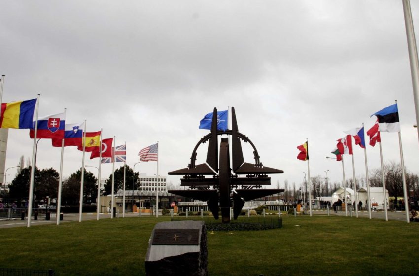  Φινλανδία και Σουηδία χτυπούν την πόρτα του ΝΑΤΟ – Τον Μάιο θα ανακοινώσουν πως θα ζητήσουν να ενταχθούν