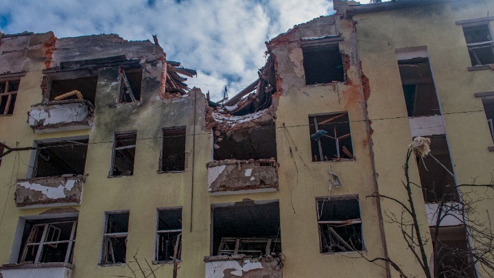  Ουκρανία: Η φιλορωσική διοίκηση της Χερσώνας κατηγορεί το Κίεβο για τον βομβαρδισμό ξενοδοχείου – Δύο νεκροί