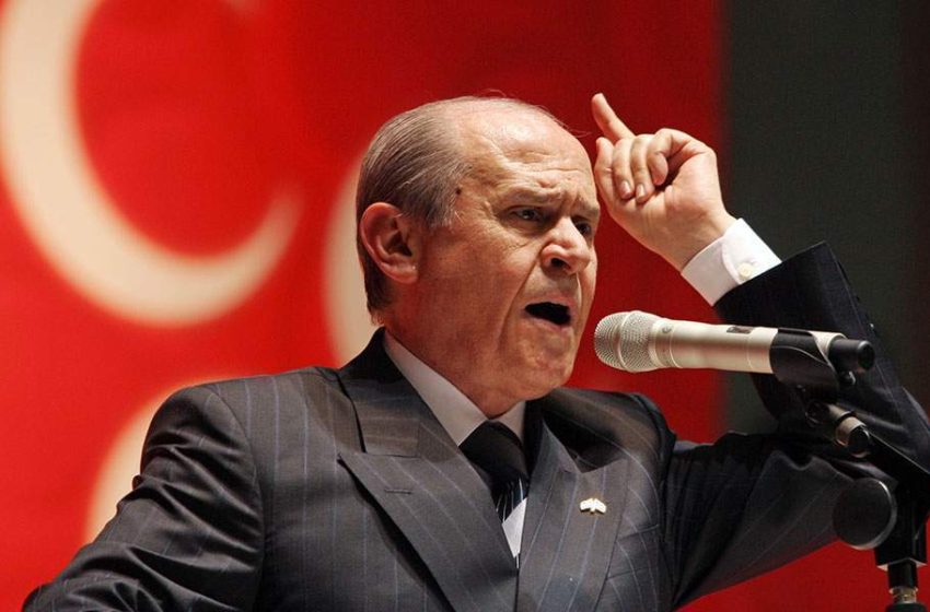  Μπαχτσελί: Ο Ζελένσκι θα ήταν καλύτερο να εμπιστεύεται την Τουρκία παρά την Ελλάδα