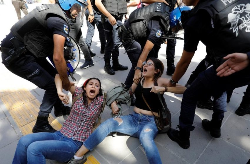  Τουρκία: Δεκάδες συλλήψεις στις διαδηλώσεις της Πρωτομαγιάς – Ένταση με την αστυνομία