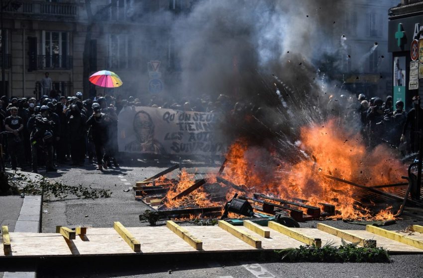  Μαζικές διαδηλώσεις για την Πρωτομαγιά στη Γαλλία – Επεισόδια στο Παρίσι