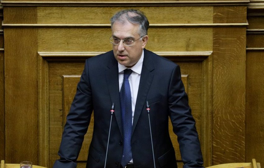  Θεοδωρικάκος για επίδομα 600€ στους ένστολους – “Θα το πάρουν και σωφρονιστικοί” – Κονδύλι 8 εκατ. ευρώ για πυροσβέστες