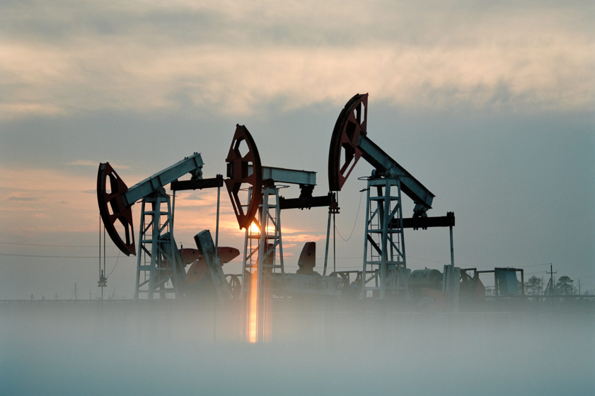  Εισήγηση της Κομισιόν για εμπάργκο στο ρωσικό πετρέλαιο – Τι προβλέπουν οι νέες κυρώσεις στη Μόσχα