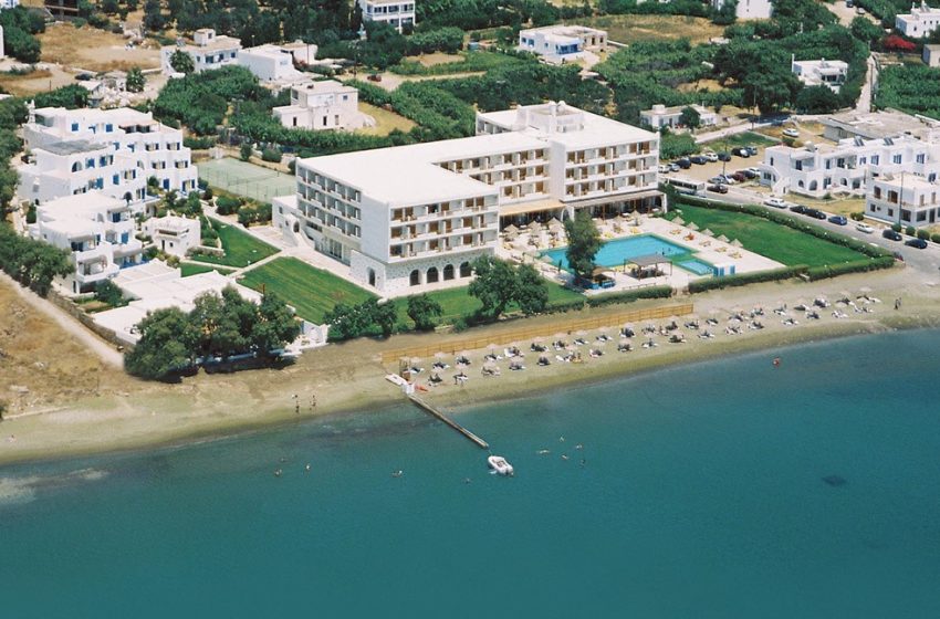  Στο Attica Group το εμβληματικό Tinos Beach- Το σχέδιο σύνδεσης της ακτοπλοϊας με μεγάλα ξενοδοχεία στις Κυκλάδες