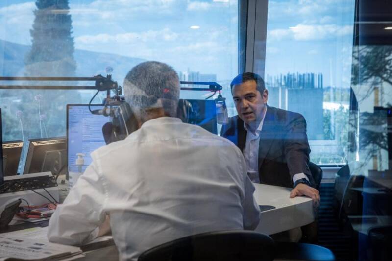  Τσίπρας στον Real fm: Οι εκλογές έπρεπε να είχαν γίνει χθες – Πολιτική αλλαγή με πρώτο κόμμα τον ΣΥΡΙΖΑ-ΠΣ