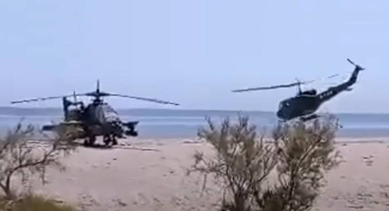  Σε παραλία  της Καρύστου το στρατιωτικό ελικόπτερο Απάτσι μετά την αναγκαστική προσγείωση (vid)