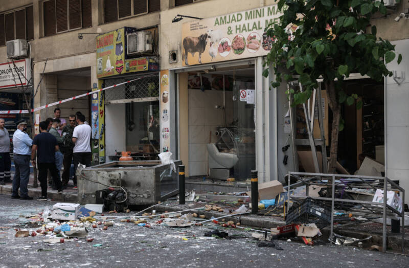  Έκρηξη σε κατάστημα στο κέντρο της Αθήνας – Ένας τραυματίας (vid)