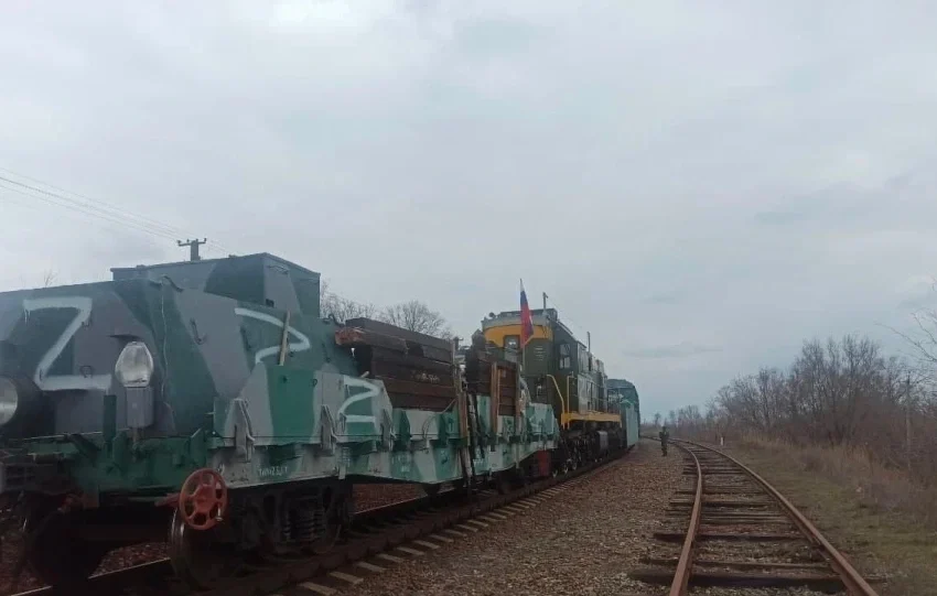  Οι Ουκρανοί ανατίναξαν τρένο που μετέφερε Ρώσους στρατιώτες στη Μελιτόπολη