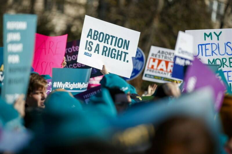  ΗΠΑ: Ξεκινάει ”το καλοκαίρι της οργής” – Οι Αμερικανοί στους δρόμους για να υπερασπιστούν το δικαίωμα στην άμβλωση