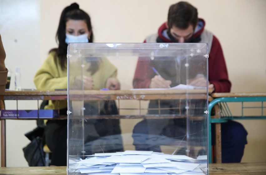  Πολιτικές εξελίξεις: Τι σημαίνει η ξαφνική στροφή Ανδρουλάκη για τις εκλογές