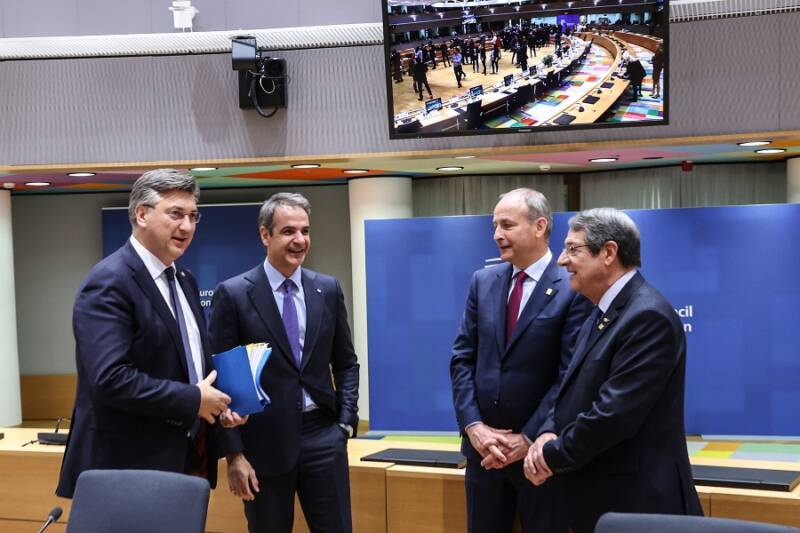  Σύνοδος Κορυφής: Μικρό καλάθι για μέτρα αντιμετώπισης της ακρίβειας – Τι θα υποστηρίξει ο Κ. Μητσοτάκης, πού προσβλέπει η κυβέρνηση