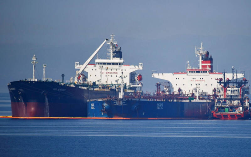  Παρακαμπτήρια οδός η Τουρκία για τις εξαγωγές του ρωσικού πετρελαίου, παρά το εμπάργκο και τις κυρώσεις