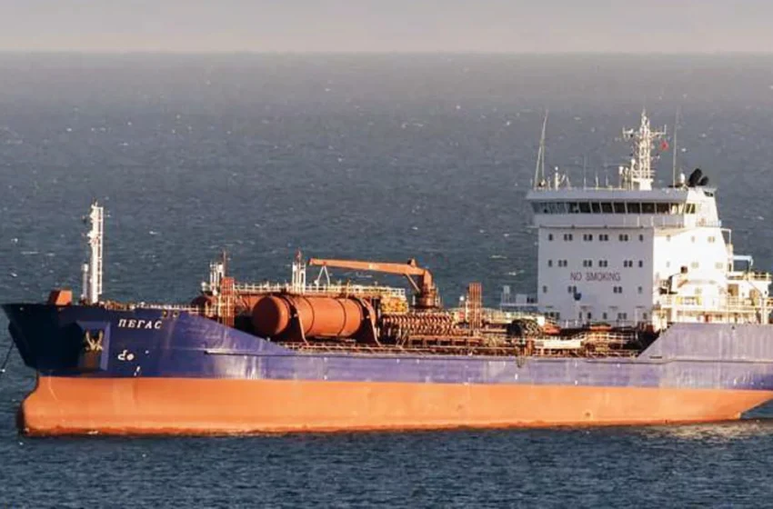  Ανατροπή με την κατάσχεση του τάνκερ με το ιρανικό πετρέλαιο στην Κάρυστο – Ελληνικό δικαστήριο δικαίωσε την πλοιοκτήτρια εταιρεία