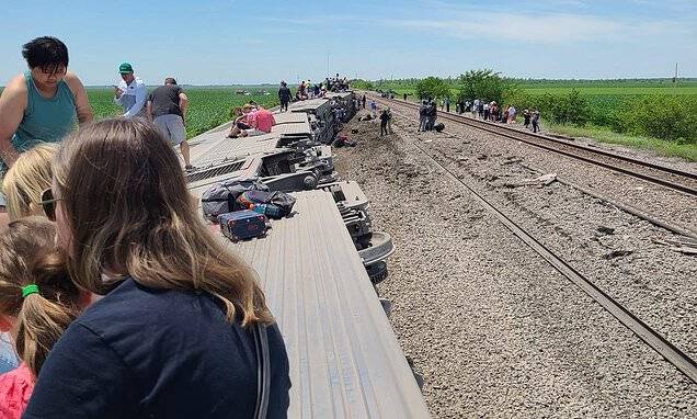  ΗΠΑ: Εκτροχιασμός τρένου στο Κάνσας – Φόβοι για πολλούς νεκρούς (εικόνες)
