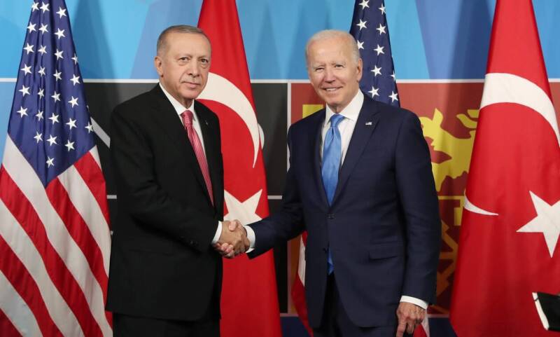  Λευκός Οίκος: “Ο Μπάιντεν θα προχωρήσει την μεταφορά των F-16 στην Τουρκία σε συνεννόηση με το Κογκρέσο”