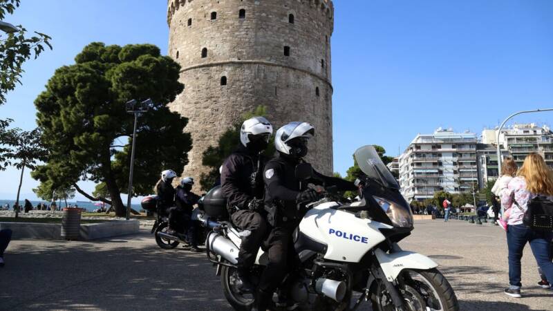  Θεσσαλονίκη: Τον μαχαίρωσε μπροστά στον Λευκό Πύργο για να του πάρει το κινητό