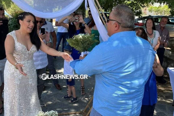  Χανιά: Πήγε στην εκκλησία για βάπτιση και έφυγε… γαμπρός  (vid)