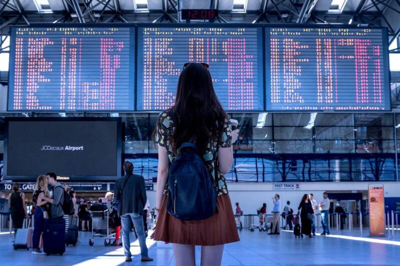  Χιλιάδες ακυρώσεις πτήσεων στην Ευρώπη- KLM και Lufthansa καταρρέουν- Συσσωρεύονται “χαμένες” βαλίτσες επιβατών