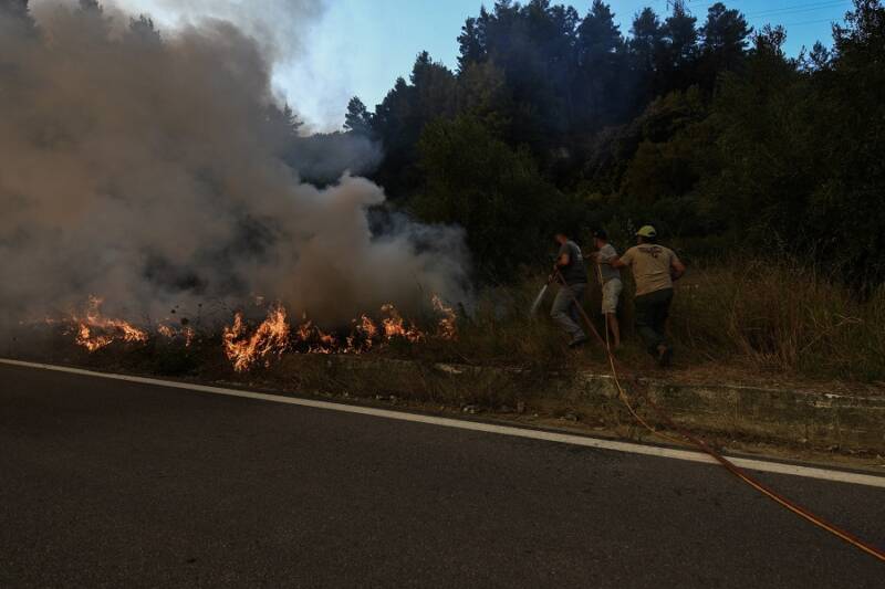  Χαλκιδική: Δύο νέα μέτωπα σε Κασσάνδρα και Σιθωνία