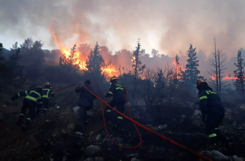  Συνεχίζεται η επιχείρηση κατάσβεσης της πυρκαγιάς στο Παπίκιο Όρος… από τις 22 Οκτωβρίου