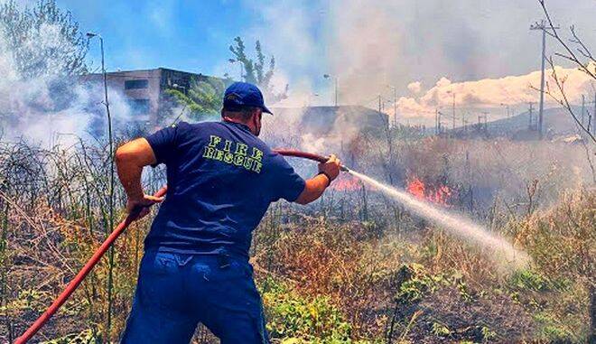  Διάσπαρτες φωτιές σε όλη τη χώρα- Δύσκολα μέτωπα σε Ρέθυμνο και Ηλεία