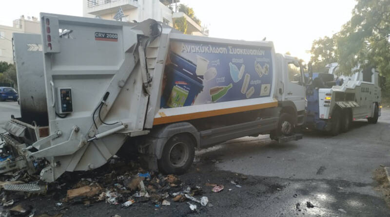  Έδειρε υπάλληλο καθαριότητας επειδή… τον ξύπνησε με το απορριμματοφόρο