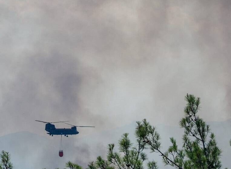  Το δάσος της Δαδιάς καίγεται για έκτη μέρα – Μεγάλη καταστροφή – Αναζωπυρώσεις στη Λέσβο – Σε ύφεση στα Κρέστενα
