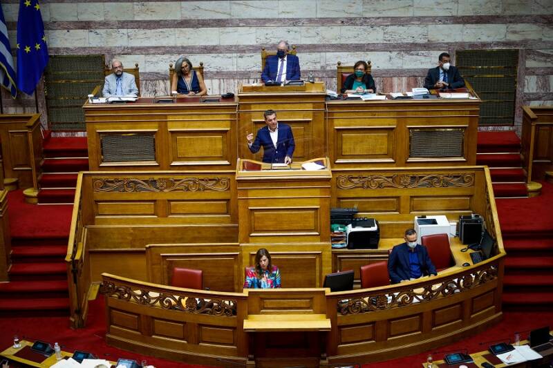  ΣΥΡΙΖΑ: Στα ύψη οι αντιπολιτευτικοί τόνοι για οικονομία και… 7,5 δισ. – Το μήνυμα Τσίπρα στον Ανδρουλάκη