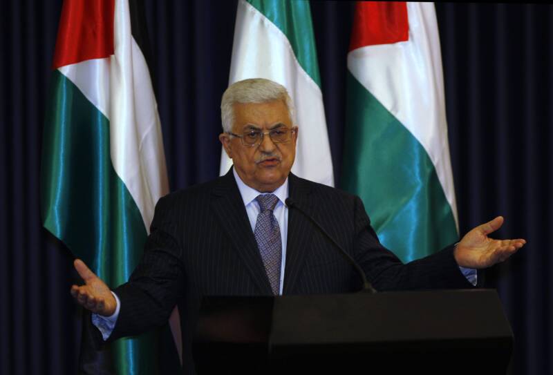  Έρευνα κατά του προέδρου της Παλαιστινιακής Αρχής για υποτίμηση του Ολοκαυτώματος