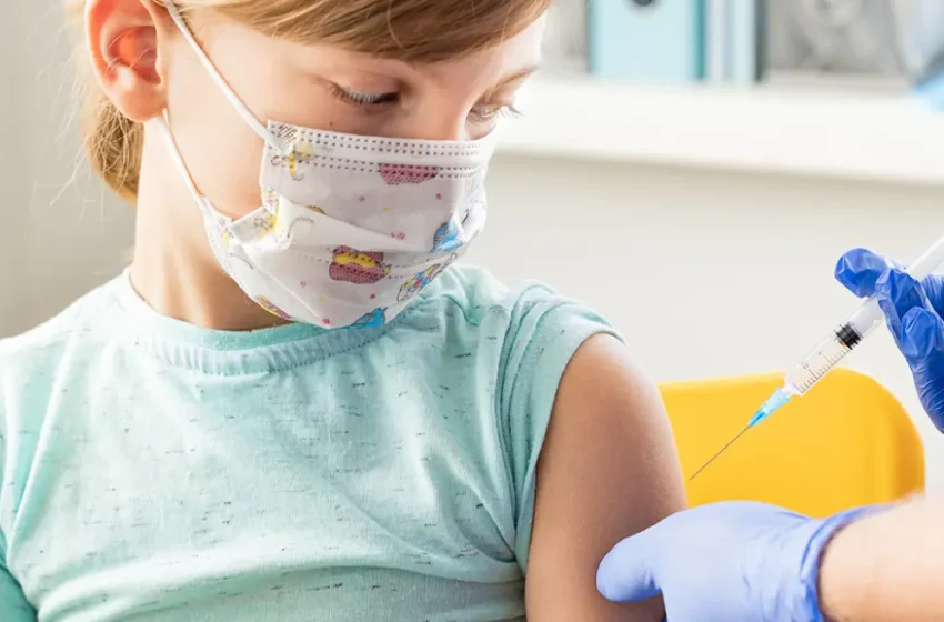  Κοροναϊός: Ανοίγει η πλατφόρμα για τον εμβολιασμό των παιδιών από 6 μηνών ως 4 ετών