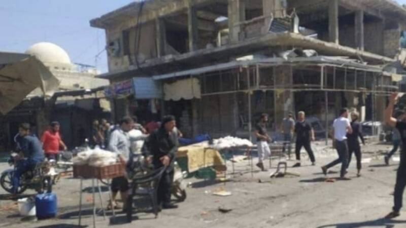  Συρία: Τουλάχιστον εννέα άνθρωποι σκοτώθηκαν σε βομβαρδισμό αγοράς στη βόρεια πόλη Αλ Μπαμπ, άλλοι τέσσερις από τουρκικό πλήγμα στη βορειοανατολική πόλη Χασακέ