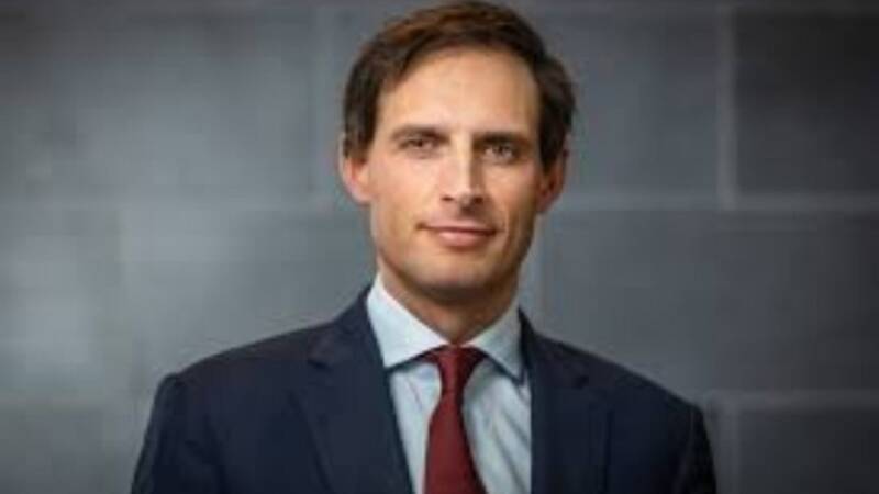  Ολλανδία: Ο ΥΠΕΞ δήλωσε ότι είναι υπέρ της απαγόρευσης της εισόδου Ρώσων τουριστών στην ΕΕ