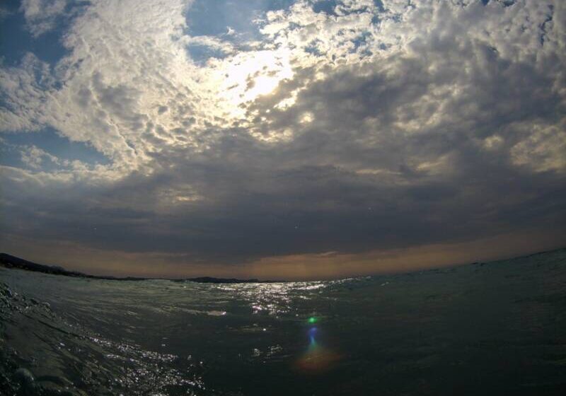  Ραγδαία επιδείνωση του καιρού: Ισχυρές βροχές και καταιγίδες τον Δεκαπενταύγουστο –  Οι περιοχές με καταιγίδες και χαλάζι