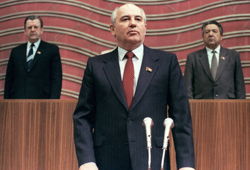 Οι ηγέτες των μεγαλύτερων χωρών του πλανήτη αποχαιρετούν τον Μιχαήλ Γκορμπατσόφ – Παγκόσμια συγκίνηση
