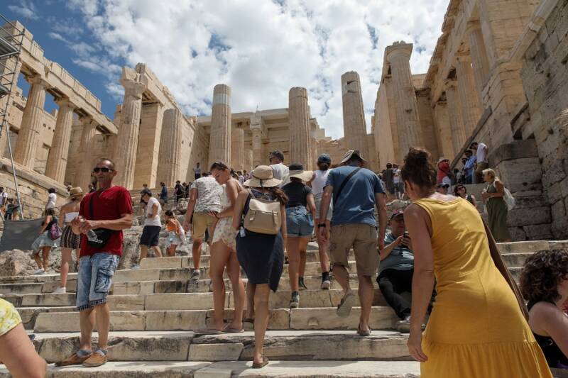  Ελληνική οικονομία: Κάθε 1 ευρώ από την τουριστική βιομηχανία αυξάνει κατά 2,65 ευρώ το ΑΕΠ