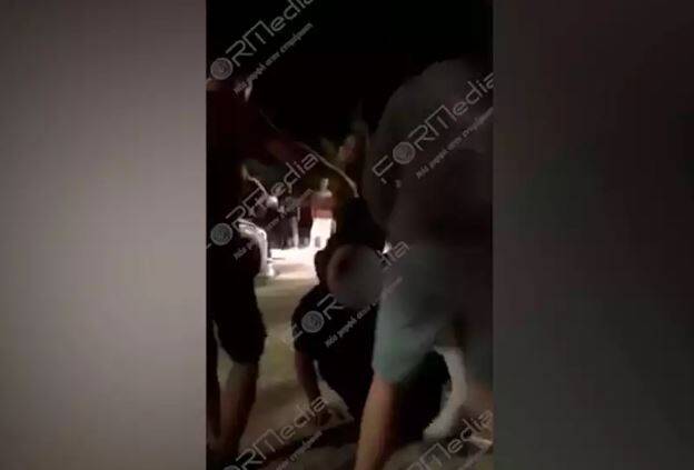  Λάρισα: Βίντεο-σοκ από άγρια συμπλοκή – Τραυμάτισαν δυο αστυνομικούς