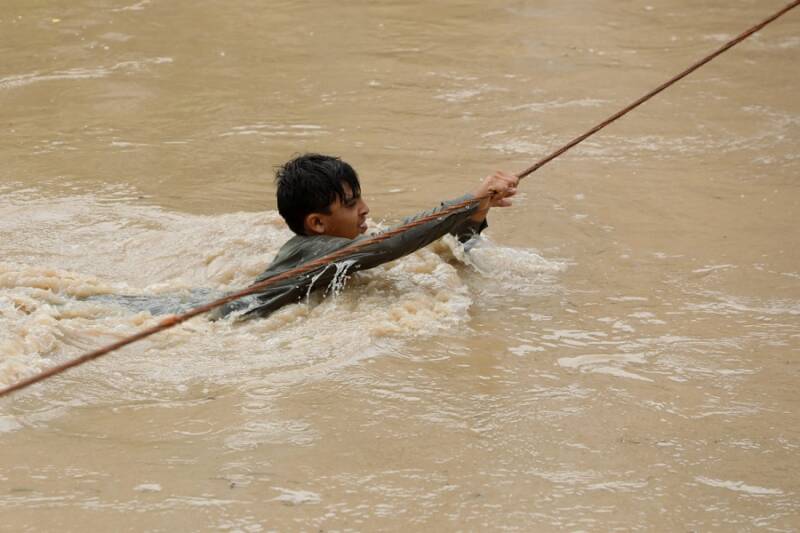  Έρευνα  BBC: Καταστροφικές πλημμύρες στο Πακιστάν και κλιματική αλλαγή  – ” Κάλεσμα αφύπνισης” στον κόσμο