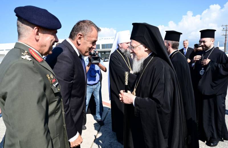  Παναγιωτόπουλος: Με τον Οικουμενικό Πατριάρχη Βαρθολομαίο γιορτάσαμε τη «Σύναξη των εν Θάσω Αγίων» – Ο υπουργός Εθνικής Άμυνας υποδέχθηκε στην Καβάλα τον Οικουμενικό Πατριάρχη