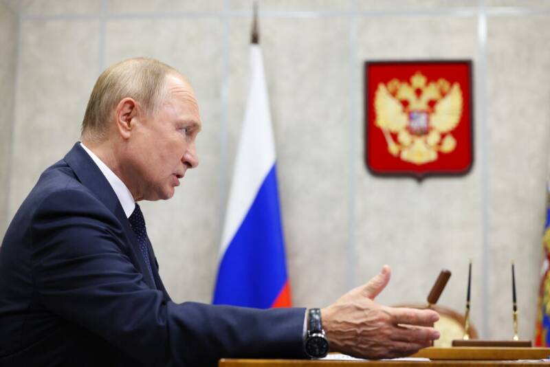  Γαλλία: Βουλευτές ζητούν έρευνα για την χρηματοδότηση κομμάτων από τη Ρωσία και τον Βλαντιμίρ Πούτιν