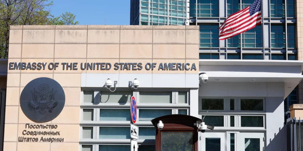 amerikaniki presveia rosia.jpg