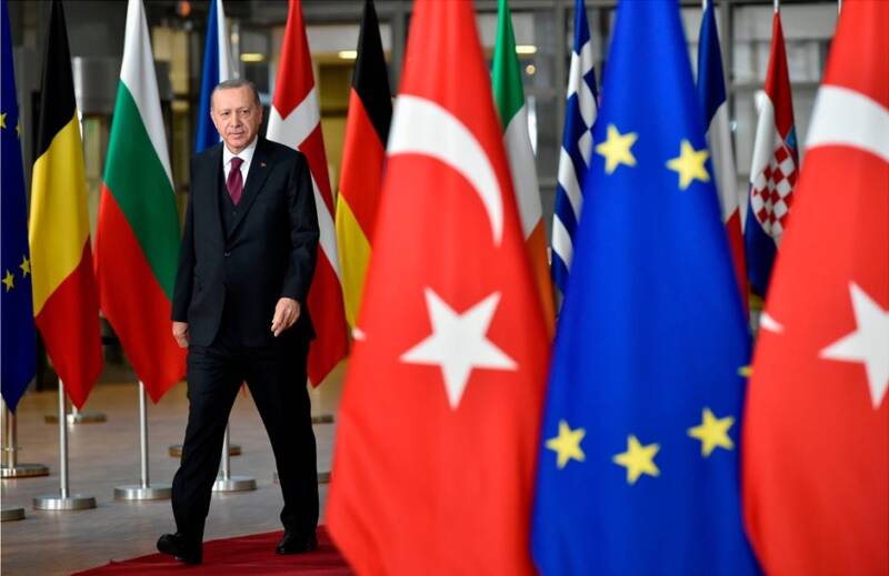 Η ΕΕ θα προσκαλέσει την Τουρκία σε συνάντηση ηγετών, στα πλαίσια της “Ευρωπαϊκής Πολιτικής Κοινότητας”