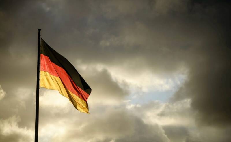  Bloomberg: Έρχεται στην Ευρωζώνη η πρώτη ύφεση μετά την πανδημία – Αδύναμος κρίκος η Γερμανία