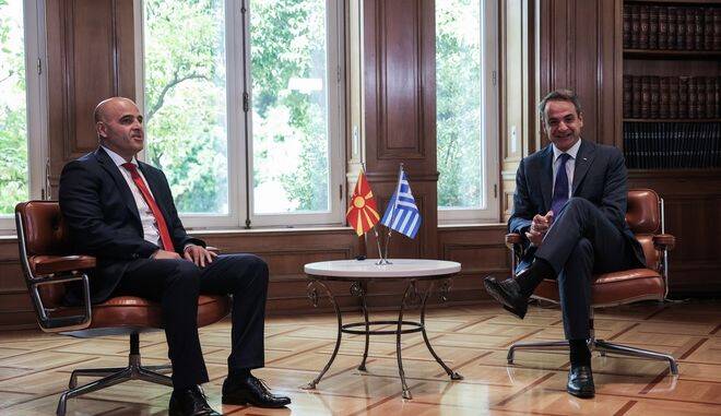  Μητσοτάκης σε πρωθυπουργό Βορείου Μακεδονίας: “Στηρίζουμε την ένταξη σας στην ΕΕ” – “Καιρός για επενδύσεις”