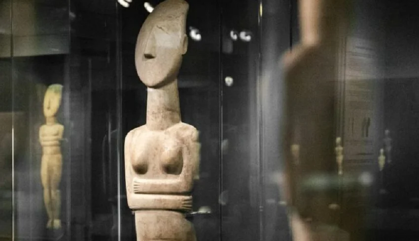  Επιστρέφουν 161 αρχαιότητες από το Μητροπολιτικό Μουσείο της Νέας Υόρκης