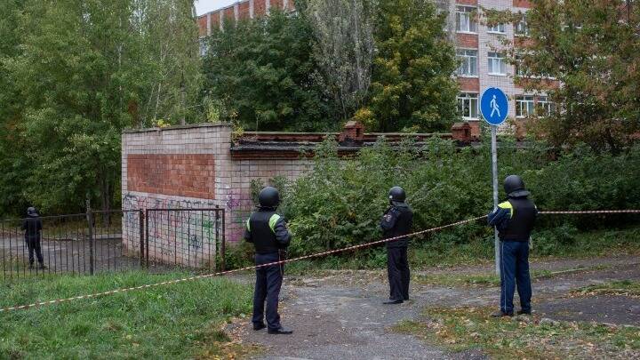  Πούτιν: Τρομοκρατική ενέργεια η πολύνεκρη επίθεση σε σχολείο στο Ιζέφσκ – 13 νεκροί