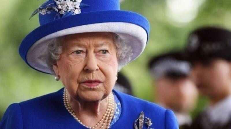  Βασίλισσα Ελισάβετ: Το BBC αναστέλλει την κανονική ροή του προγράμματός του