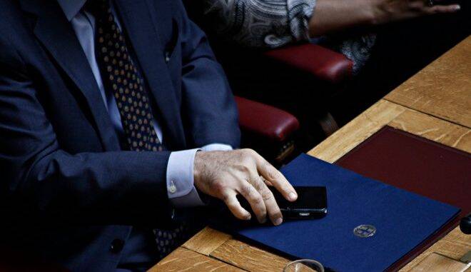  Financial Times: Το σκάνδαλο των υποκλοπών αμαυρώνει την εικόνα της Ελλάδας