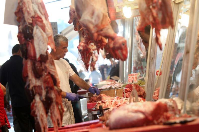  Στα ύψη το κρέας – Αύξηση 76% στο μοσχάρι και  100% στο κοτόπουλο και στο χοιρινό